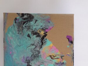 Box with playing with paint